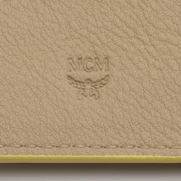 NWOT MCM Aren Wallet on Chain Crossbody - Picture 3 of 6